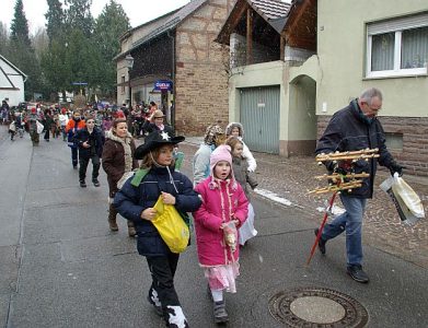 SG104741