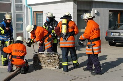 Feuerwehruebung_2011_027