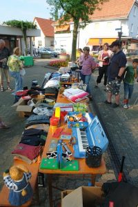 Lyra_Flohmarkt_03