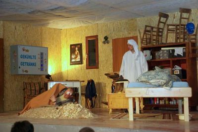 theater20100148