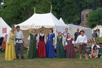neuenbuerg_2008_215