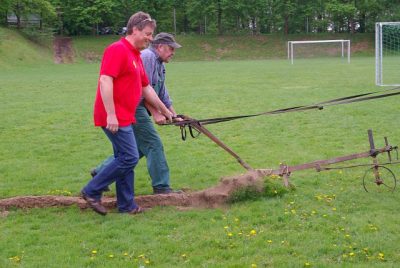 SG_2010__50